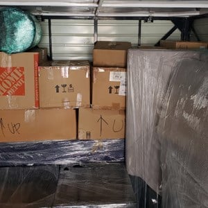 Good Guy Movers Logo