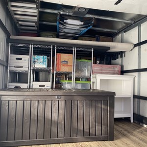 Master Movers LLC Logo