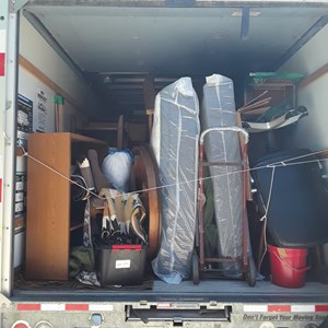 2 Guys and a Dolly~2 Gals & Duct Tape !! logo