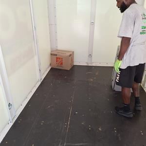 Make It Look EZ Moving Services Logo