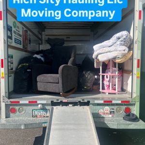 Rich Sity Hauling logo